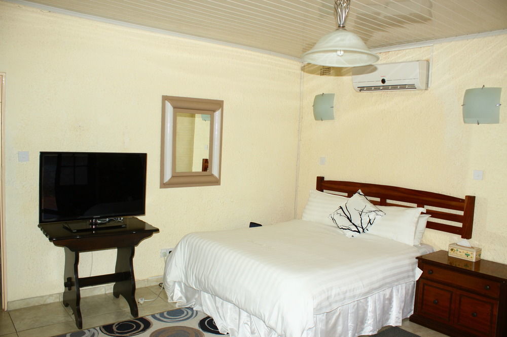 Entabeni Lodge Bulawayo Exterior foto